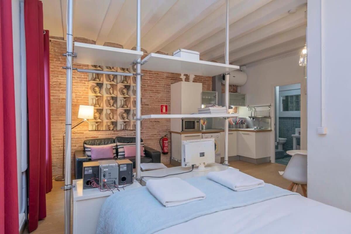 Exclusive 2 Bedroom Apartment In The City Center Barcelona Eksteriør billede