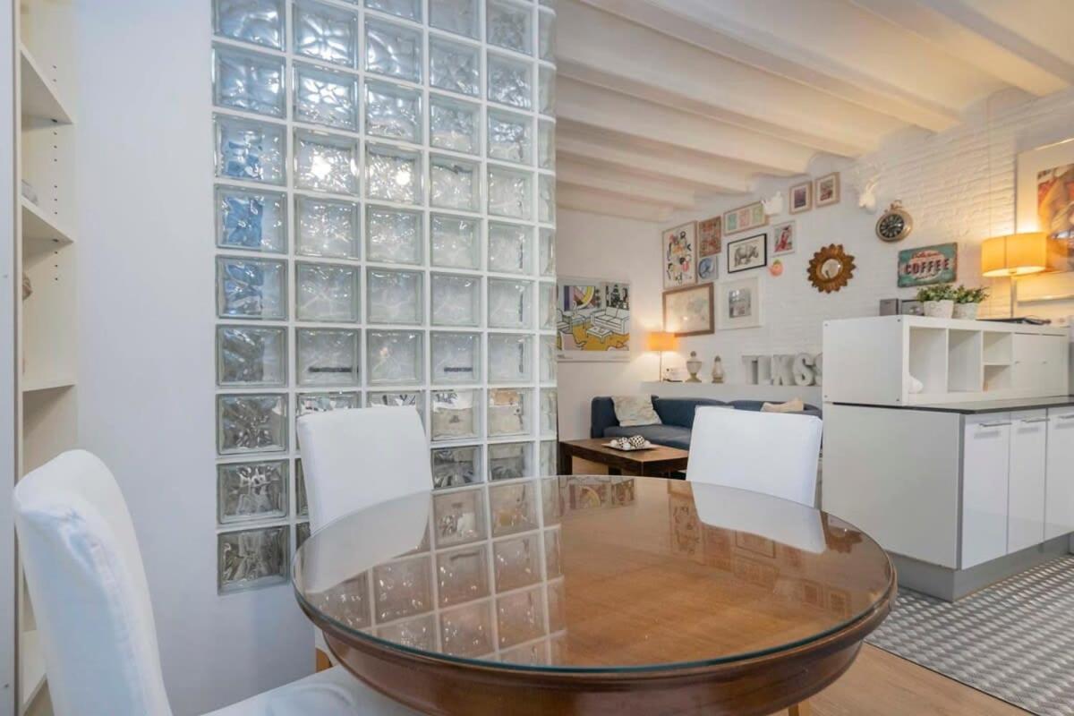 Exclusive 2 Bedroom Apartment In The City Center Barcelona Eksteriør billede