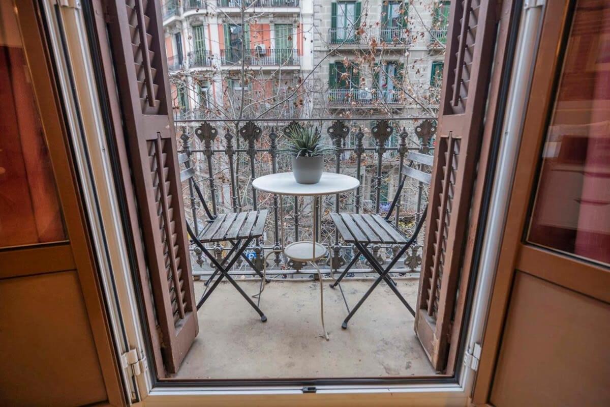 Exclusive 2 Bedroom Apartment In The City Center Barcelona Eksteriør billede