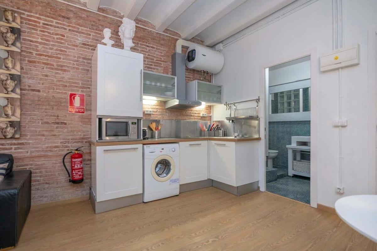 Exclusive 2 Bedroom Apartment In The City Center Barcelona Eksteriør billede