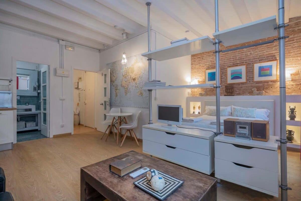 Exclusive 2 Bedroom Apartment In The City Center Barcelona Eksteriør billede