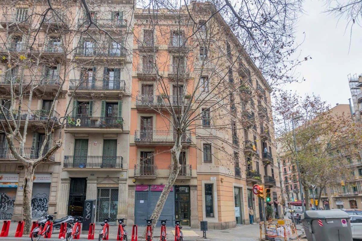 Exclusive 2 Bedroom Apartment In The City Center Barcelona Eksteriør billede